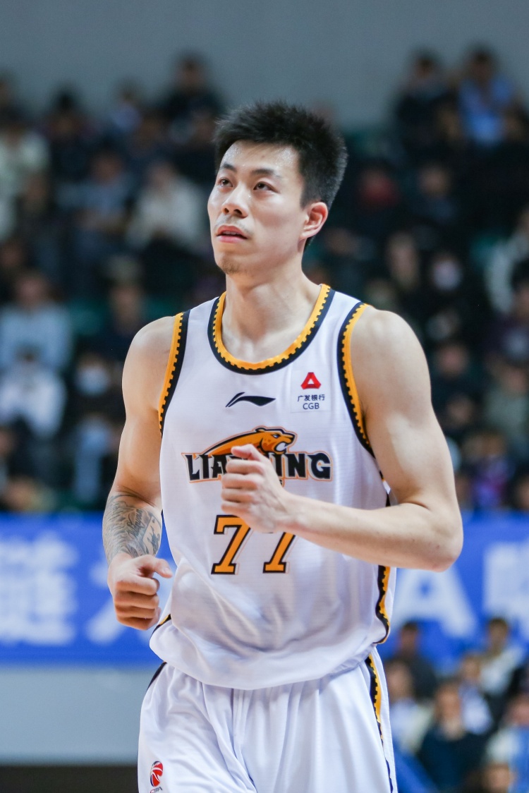 媒體人：張鎮麟、韓德君將因傷缺席今晚對陣北控的比賽